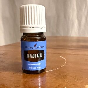 Young Living Dorado Azul Essential Oil with Blue Label